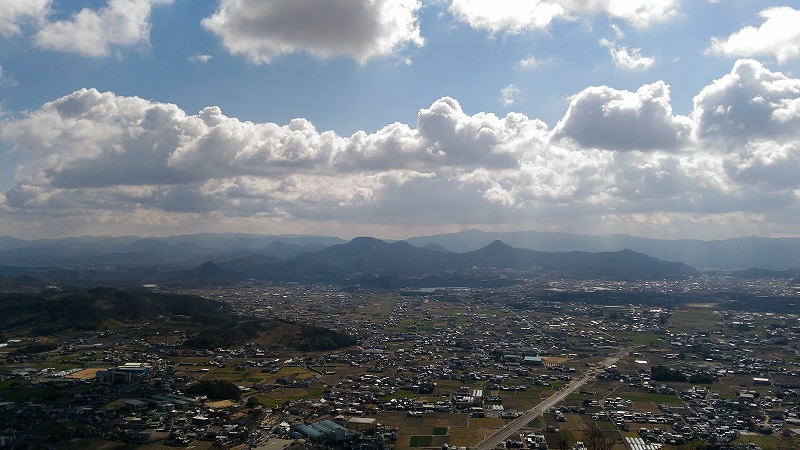 天気のいい飯野山は最高に綺麗でした！